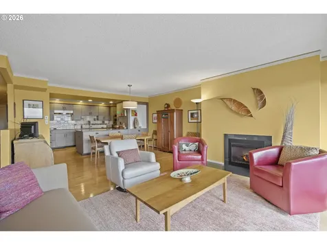 2221 SW 1st Avenue Portland OR 97201