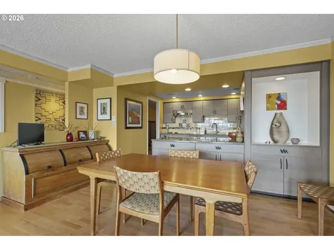 2221 SW 1st Avenue Portland OR 97201