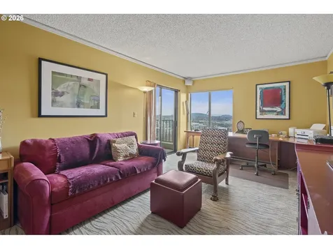 2221 SW 1st Avenue Portland OR 97201