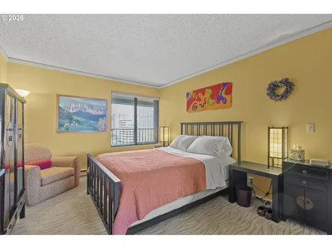 2221 SW 1st Avenue Portland OR 97201