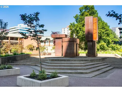 2221 SW 1st Avenue Portland OR 97201