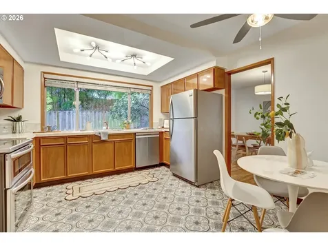 5537 SW Seymour Court Portland OR 97221