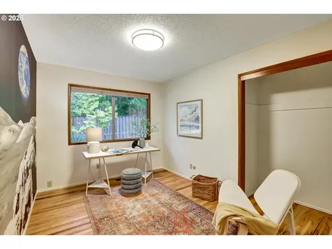 5537 SW Seymour Court Portland OR 97221