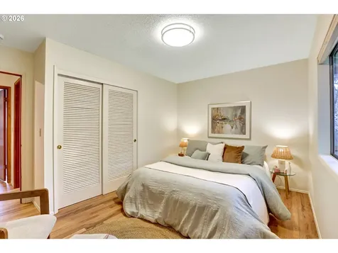 5537 SW Seymour Court Portland OR 97221
