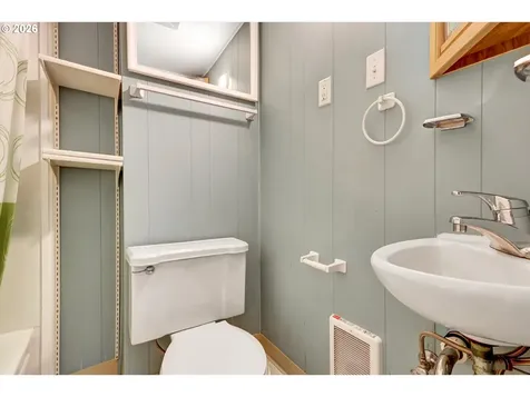 5537 SW Seymour Court Portland OR 97221