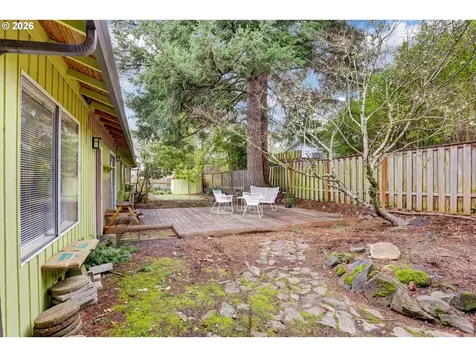 5537 SW Seymour Court Portland OR 97221