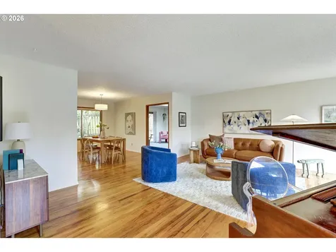 5537 SW Seymour Court Portland OR 97221