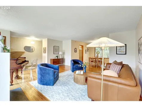 5537 SW Seymour Court Portland OR 97221