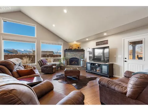 1310 D Street Baker City OR 97814