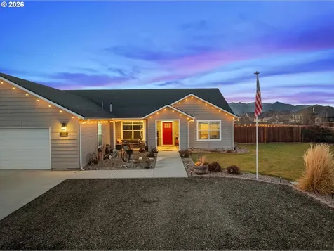 1310 D Street Baker City OR 97814
