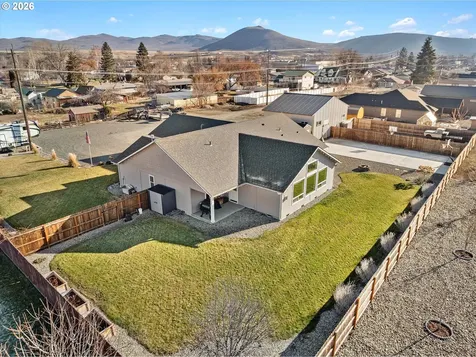 1310 D Street Baker City OR 97814