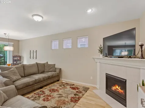 4618 SE Olivewood Street Hillsboro OR 97123