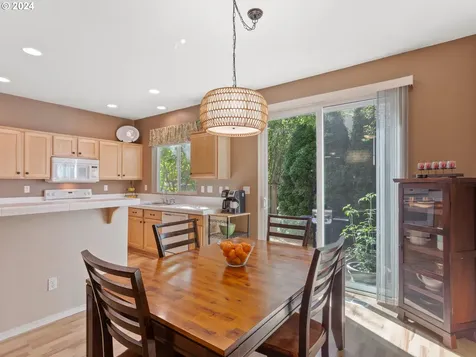 4618 SE Olivewood Street Hillsboro OR 97123