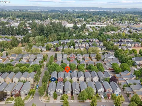 4618 SE Olivewood Street Hillsboro OR 97123