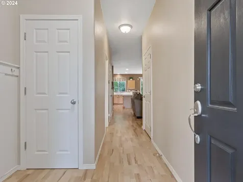4618 SE Olivewood Street Hillsboro OR 97123