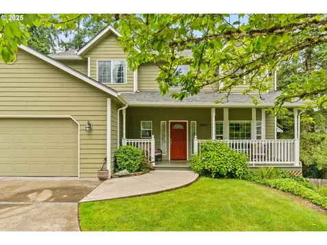 6828 Holly Street Springfield OR 97478