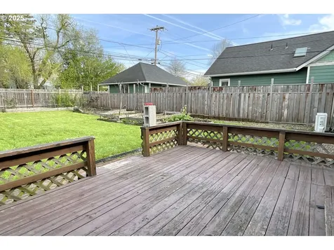 2775 Hilyard Street Eugene OR 97405