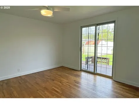2775 Hilyard Street Eugene OR 97405
