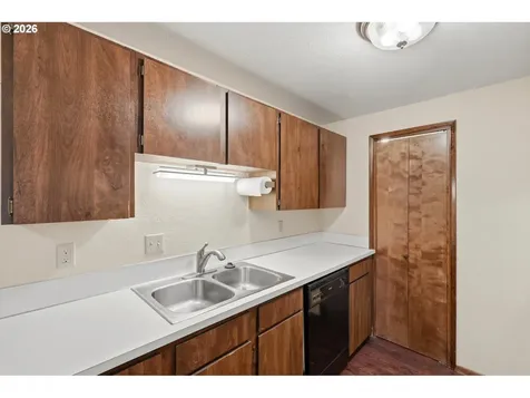 1100 N Meridian Street Newberg OR 97132
