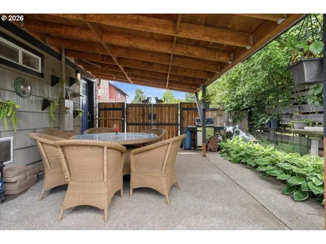 5030 SE 49th Avenue Portland OR 97206