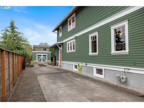 1524 SE Malden Street Portland OR 97202