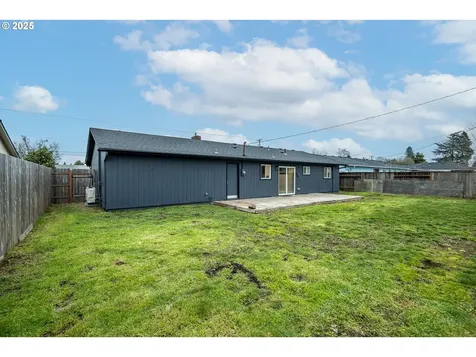 860 Maxwell Road Eugene OR 97404