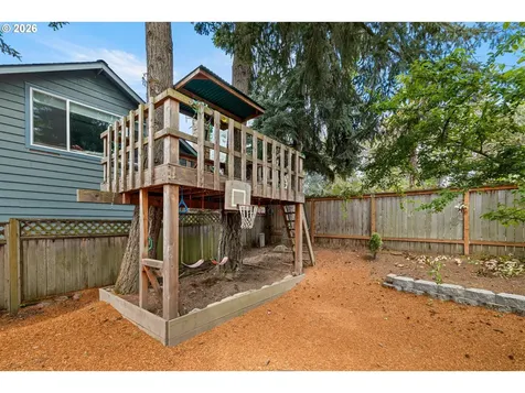 4741 SW 207th Court Beaverton OR 97078