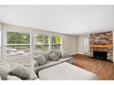4741 SW 207th Court Beaverton OR 97078