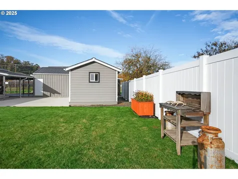3721 Joe Avenue Roseburg OR 97471