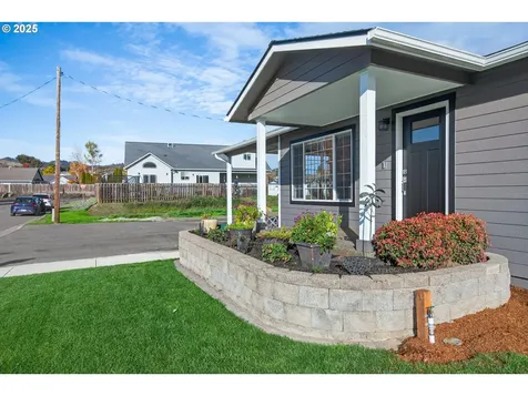 3721 Joe Avenue Roseburg OR 97471