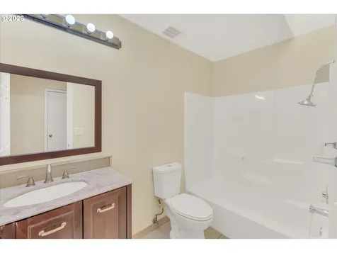 8801 SW Stono Drive Tualatin OR 97062