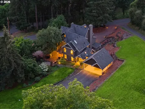 21250 S Wisteria Road West Linn OR 97068