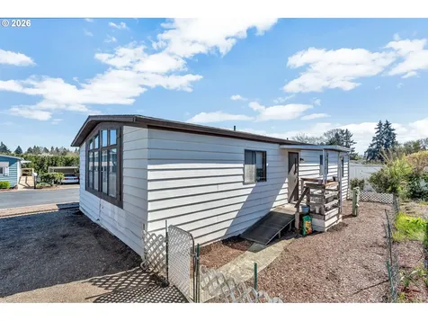 2511 SE River Road Hillsboro OR 97123
