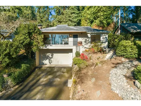 909 SW Cheltenham Street Portland OR 97239