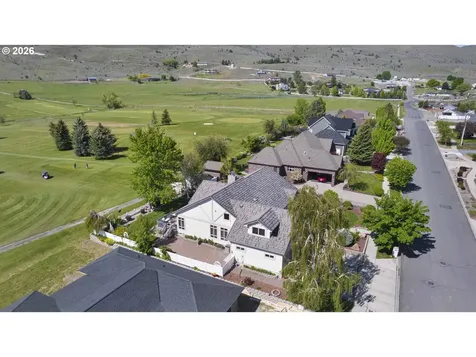 3465 Indiana Avenue Baker City OR 97814