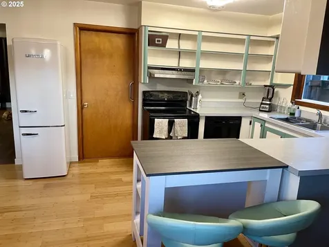 7215 SE 68th Avenue Portland OR 97206