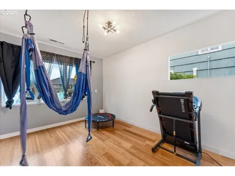 7215 SE 68th Avenue Portland OR 97206