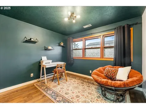 7215 SE 68th Avenue Portland OR 97206
