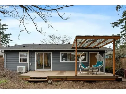 7215 SE 68th Avenue Portland OR 97206