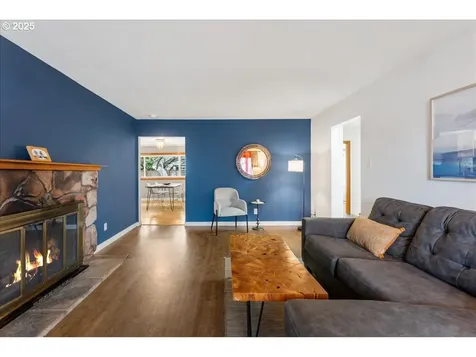 7215 SE 68th Avenue Portland OR 97206