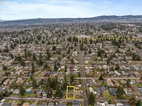 7215 SE 68th Avenue Portland OR 97206
