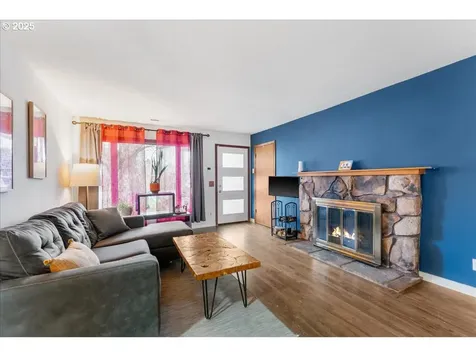 7215 SE 68th Avenue Portland OR 97206