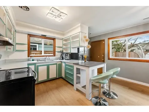 7215 SE 68th Avenue Portland OR 97206