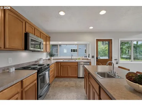 71578 Northshore Drive Birkenfeld OR 97016