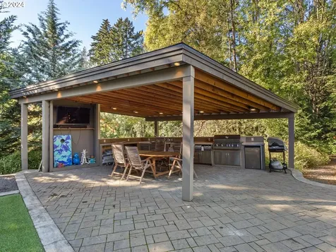 9728 SW Carmina Lane Beaverton OR 97005