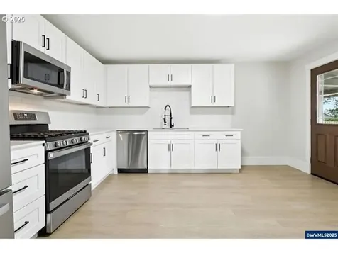 11180 SW 115th Avenue Portland OR 97223