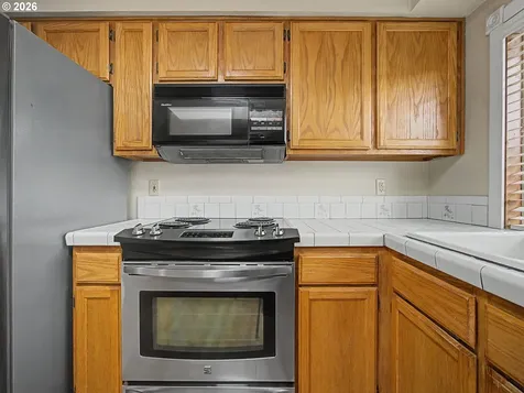 1778 N Laurelwood Loop Canby OR 97013
