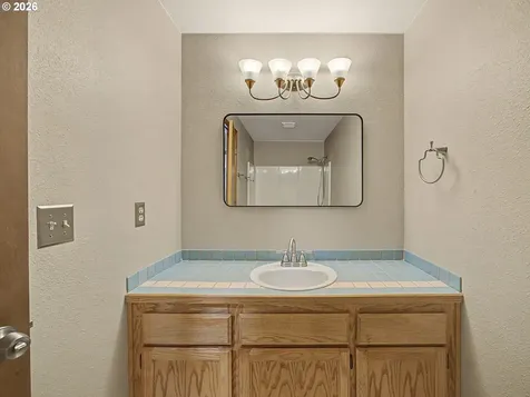 1778 N Laurelwood Loop Canby OR 97013
