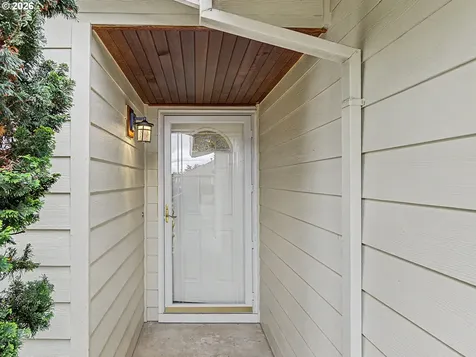 1778 N Laurelwood Loop Canby OR 97013
