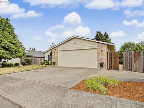 1778 N Laurelwood Loop Canby OR 97013